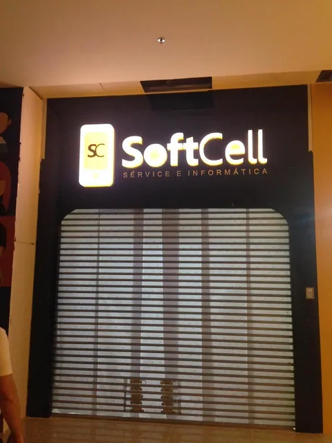 Identificação luminosa SoftCell. Fotografia de trabalho da VLT Acrílicos.