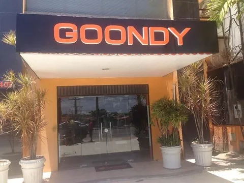 Identificação comercial Goondy. Fotografia de trabalho da VLT Acrílicos.