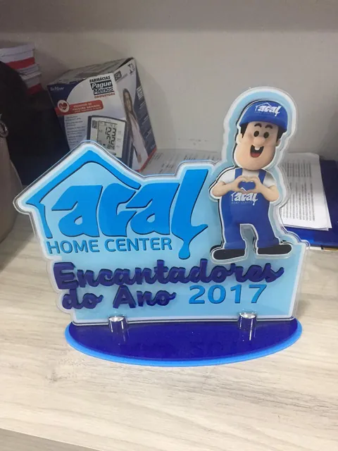 Premiação corporativa Encantador do Ano. Fotografia de trabalho da VLT Acrílicos.